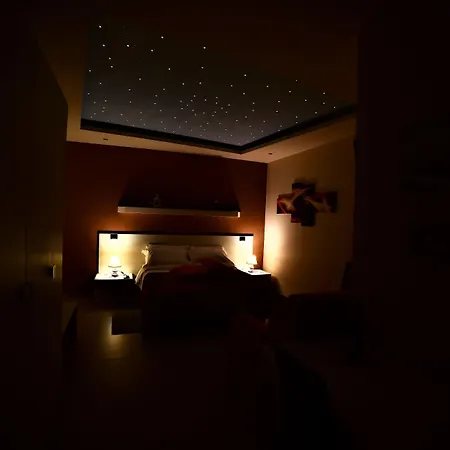Dimora Dell'etna Bed and Breakfast 3*