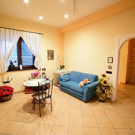 Dimora Dell'etna Couette-café 3*