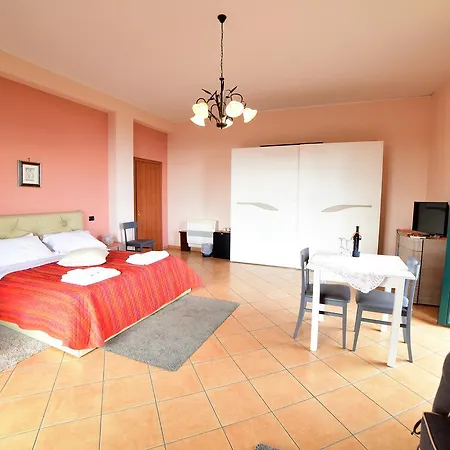 Couette-café Dimora Dell'etna 3*