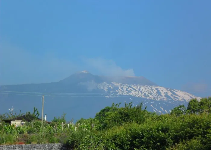 Dimora Dell'etna Bed and Breakfast