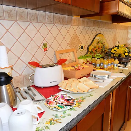 Dimora Dell'etna Couette-café 3*