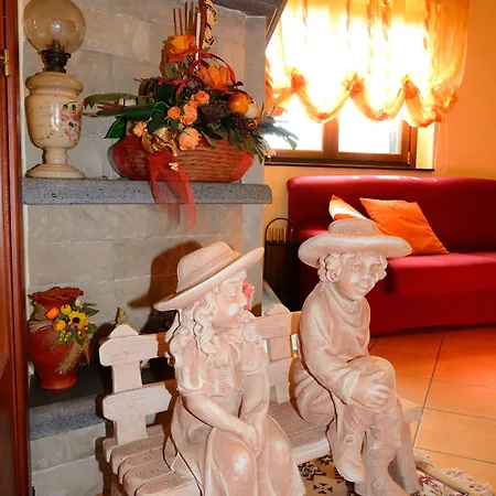 Dimora Dell'etna Bed & Breakfast 3*